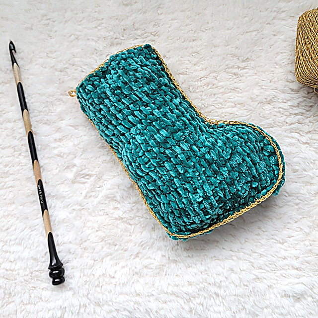 Easy stocking crochet pattern Free Tunisian Tinsel Stocking