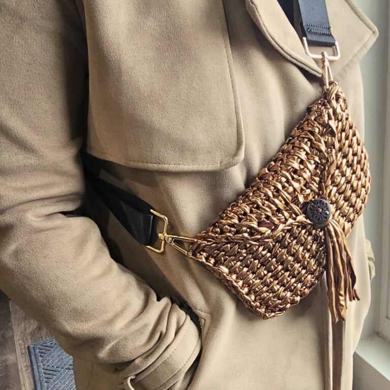 Crochet fanny pack pattern Fancy Fanny Pack